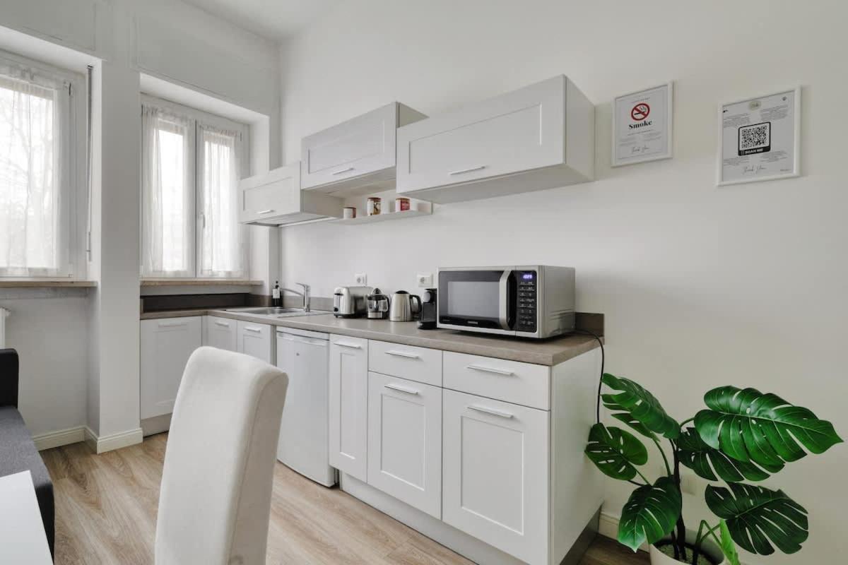 Oasis Suite - Subway 50 Meters Just 5 Minutes From Duomo Milano Exterior foto